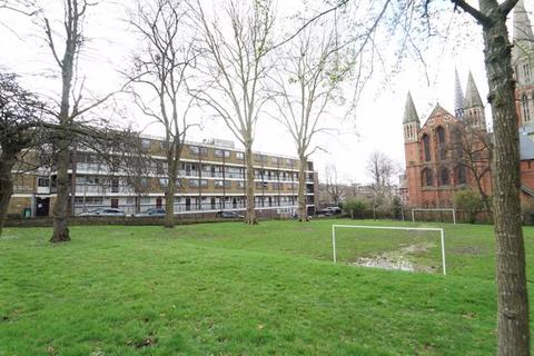 1 bedroom apartment to rent, Randolph Gardens, NW6 - Balcony