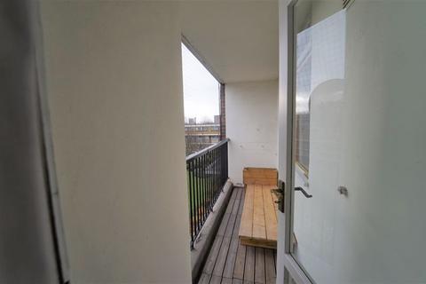 1 bedroom apartment to rent, Randolph Gardens, NW6 - Balcony