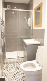4 bedroom semi-detached house to rent, Bartholomew Street West, Exeter
