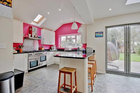 43 Northwick Close, Worcester, WR3 7EF