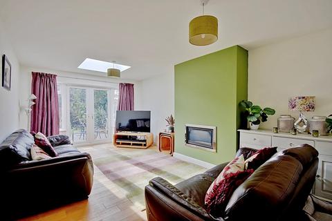 43 Northwick Close, Worcester, WR3 7EF