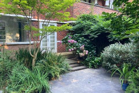 2 bedroom apartment to rent - Hunmanby Avenue, Manchester, M15 5FE