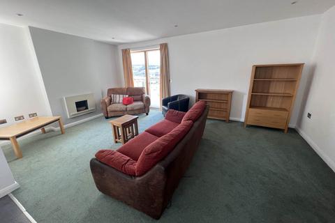 3 bedroom flat to rent - 13 Plas Tudor, Parc Y Bryn, Aberystwyth