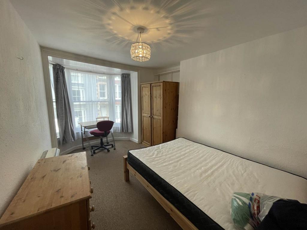 Room 5