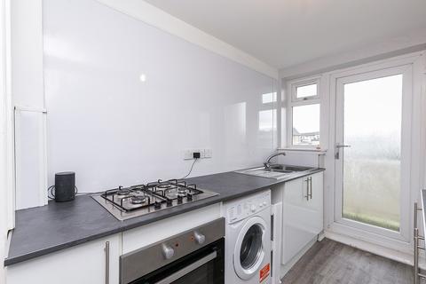 170c Duddingston Park South, Edinburgh, EH15 3EQ