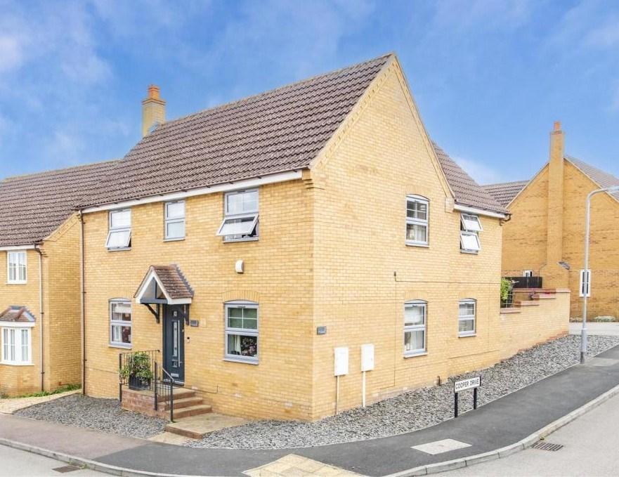 Stone Close, Wellingborough, NN8 4 bed detached house for sale £415,000