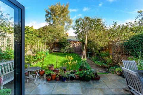 28 Priest Hill, Caversham, Reading, RG4 7RZ