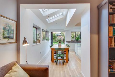 28 Priest Hill, Caversham, Reading, RG4 7RZ