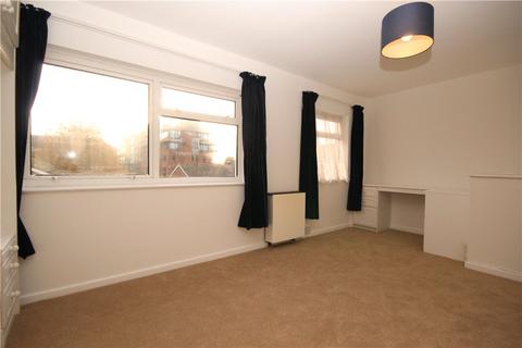 2 bedroom maisonette to rent, Glebe Court, Cross Lanes, Guildford, Surrey, GU1