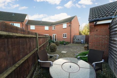 3 bedroom semi-detached house for sale - The Brambles, St Georges, Weston-Super-Mare, BS22