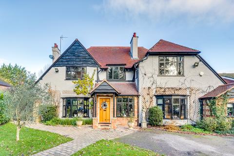 5 bedroom detached house for sale, Bromham Road, Biddenham, Bedford, MK40