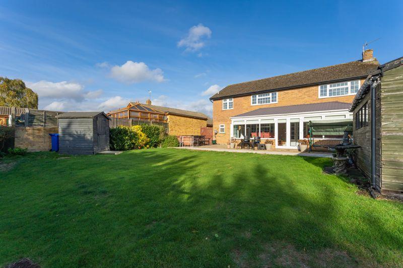 Kennedy Road, Bicester 4 bed detached house £585,000