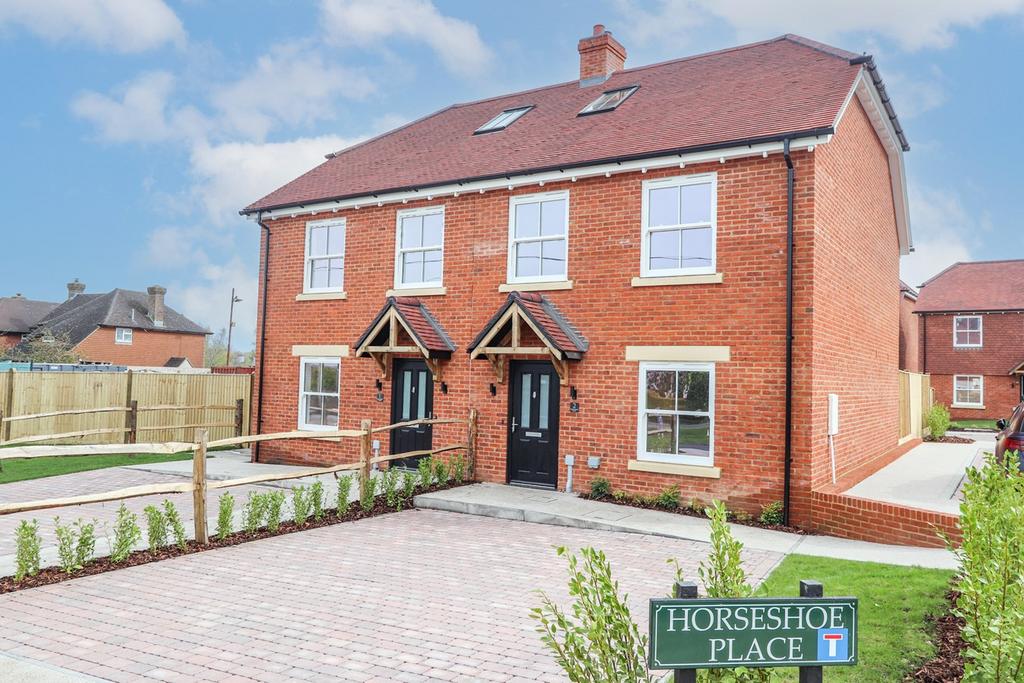 Windmill Hill, Herstmonceux, BN27 3 bed semidetached house £425,000