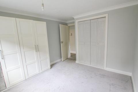 1 bedroom flat for sale, St Martins Way, Battle, TN33