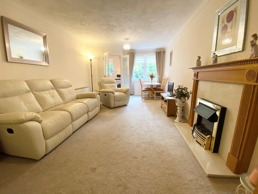 Freshfield Road, Formby, Liverpool, L37 2 bed retirement property £149,500