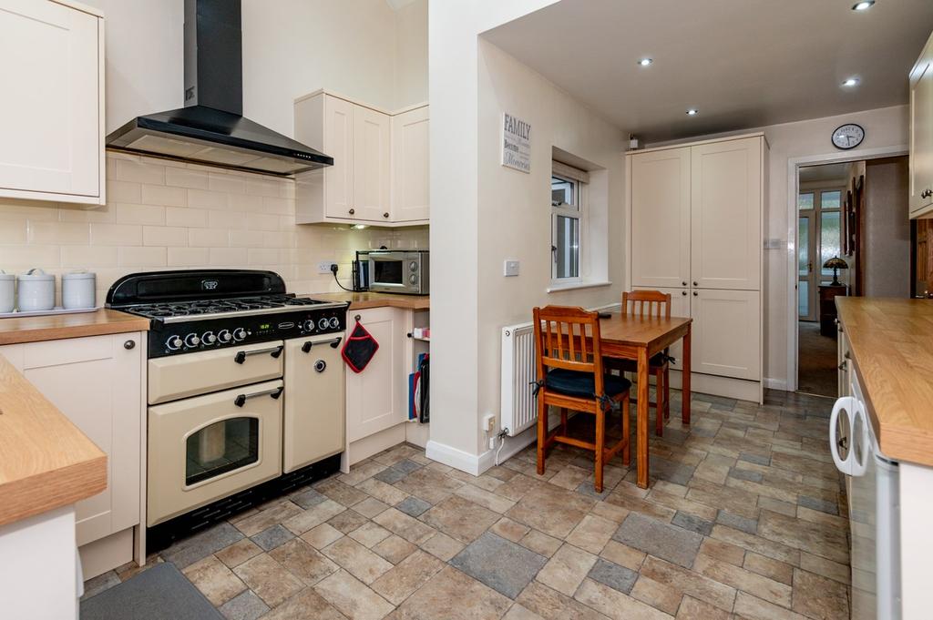 Gleneagles Road, Urmston, Manchester... 3 bed semidetached house £400,000