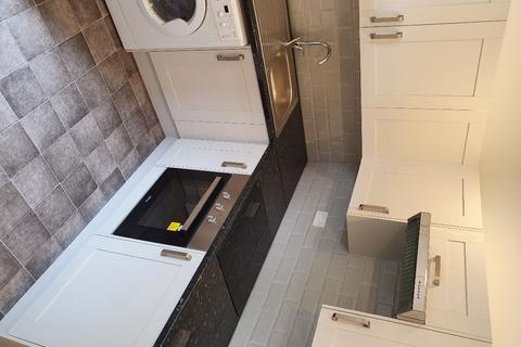1 bedroom flat to rent - Wyche Grove, South Croydon