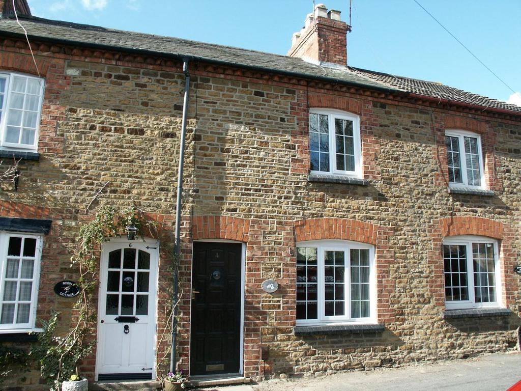 Manor Road, Kingsthorpe 2 bed cottage £925 pcm (£213 pw)