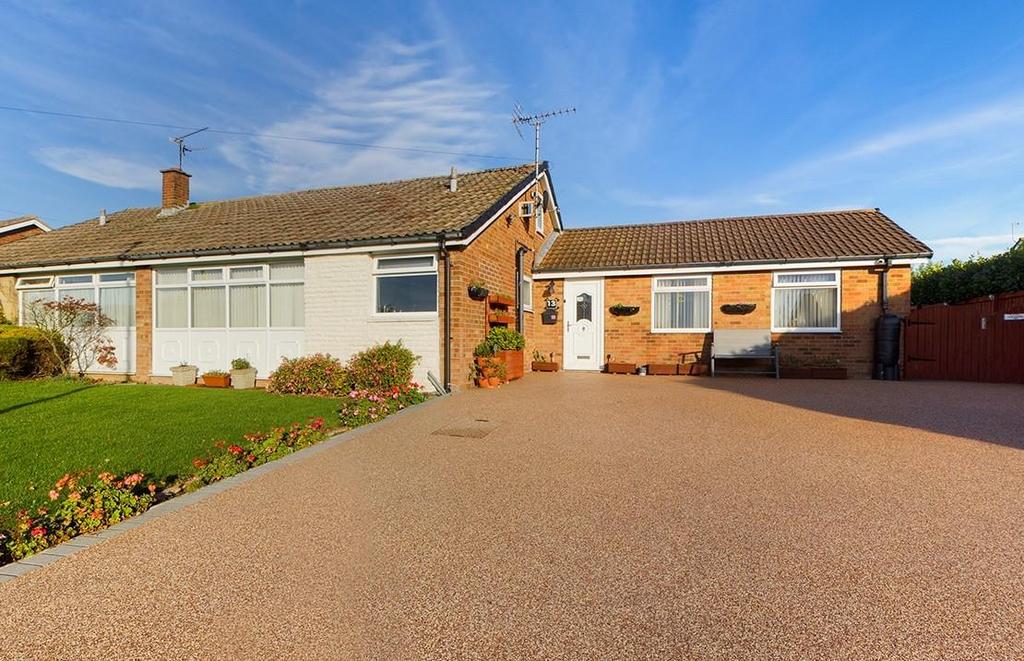 Thoresby Close, Bridlington 4 bed semidetached bungalow £270,000