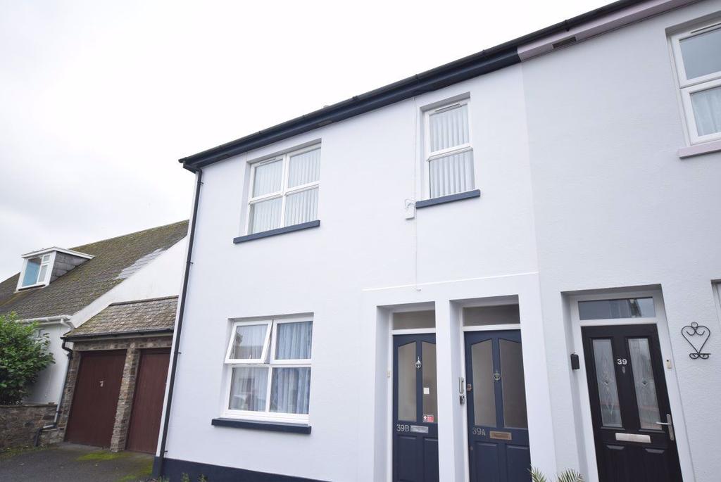 Cross Street, Northam Bideford 2 bed flat £650 pcm (£150 pw)