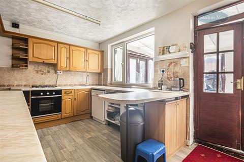 40 Cross Lane, Stocksbridge, Sheffield, S36 1AY