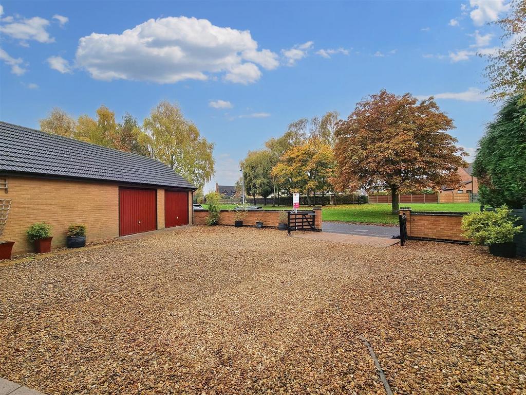 Amsterdam Gardens, Spalding 4 bed detached house for sale £360,000