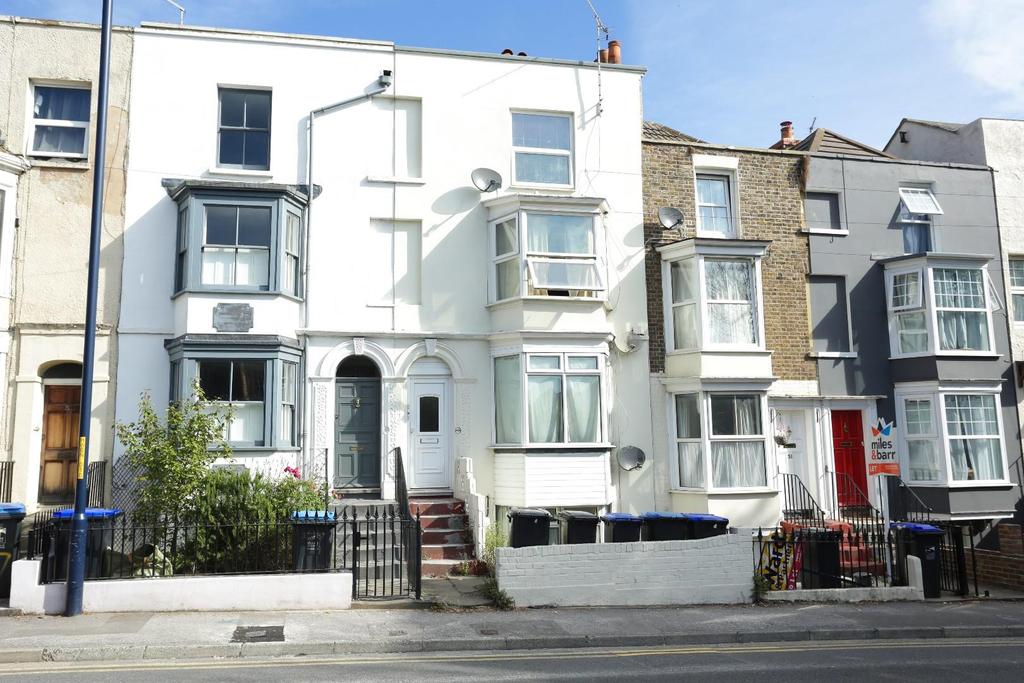 West Cliff Road, Ramsgate 1 bed £695 pcm (£160 pw)