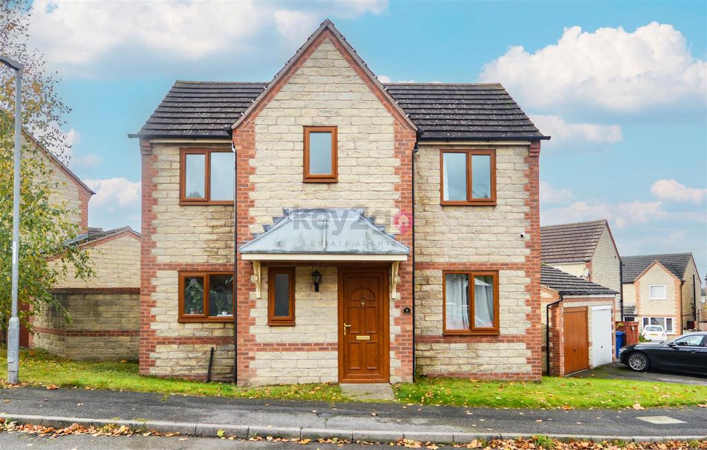 Saddletree View, Mastin Moor... 3 bed detached house £200,000