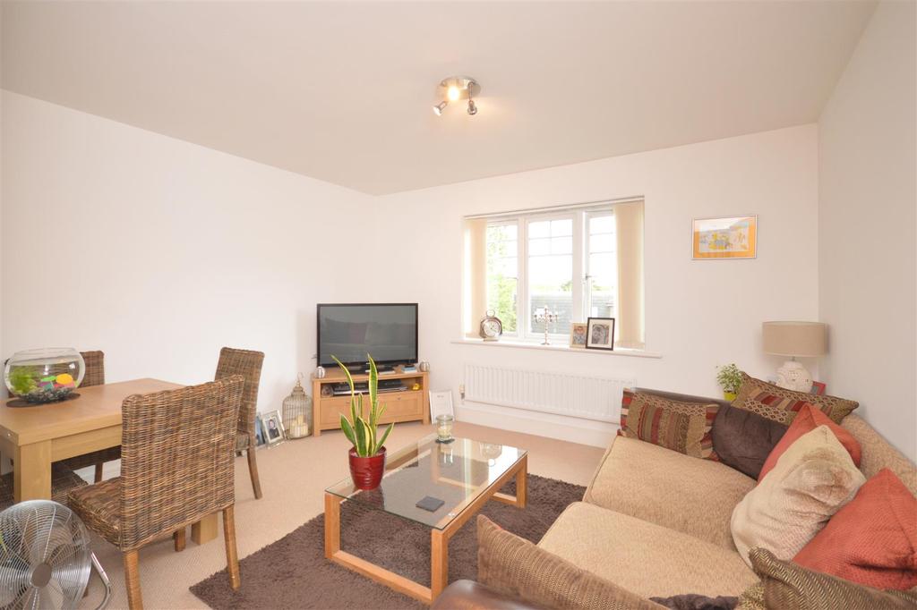 Fairwyns Court, 46 Albion Road, Sutton 2 bed flat - £1,550 pcm (£358 pw)