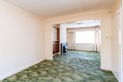 44 Heatherley Drive, Nottingham, NG6 0FN