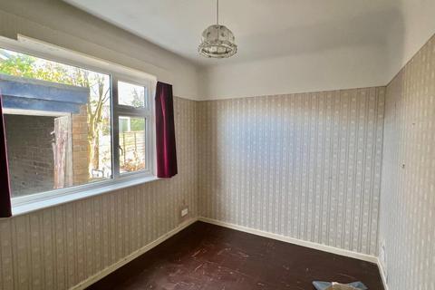 18 Beech Avenue, Pensby, Wirral, CH61 9NU