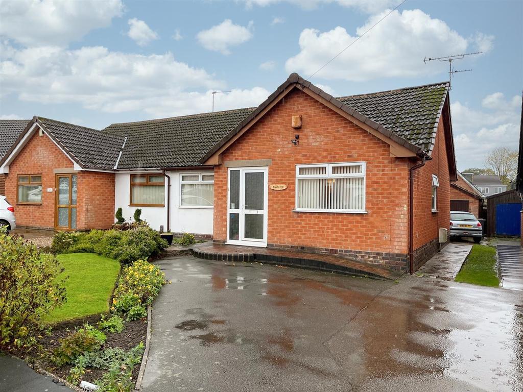 Robert Road, Exhall, Coventry 3 bed semidetached bungalow £239,950