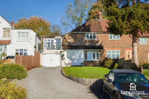 3 bedroom semi-detached house for sale - Mead Cottages, Chipstead