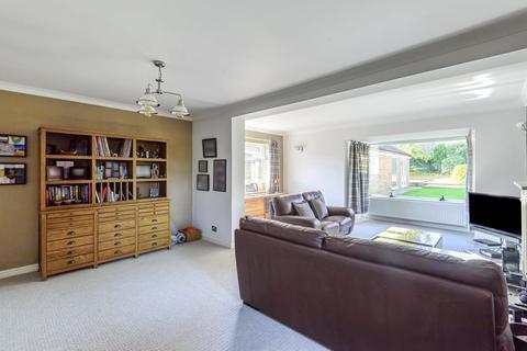 1 Argyll Close, Horsforth, Leeds, LS18 5SP