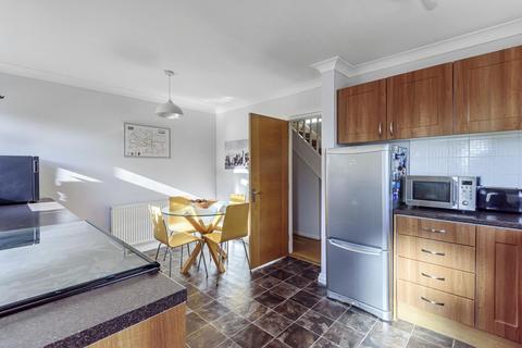 1 Argyll Close, Horsforth, Leeds, LS18 5SP