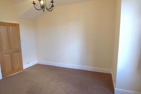 3 bedroom terraced house to rent - Lilac Road, Hale, WA15 8BJ