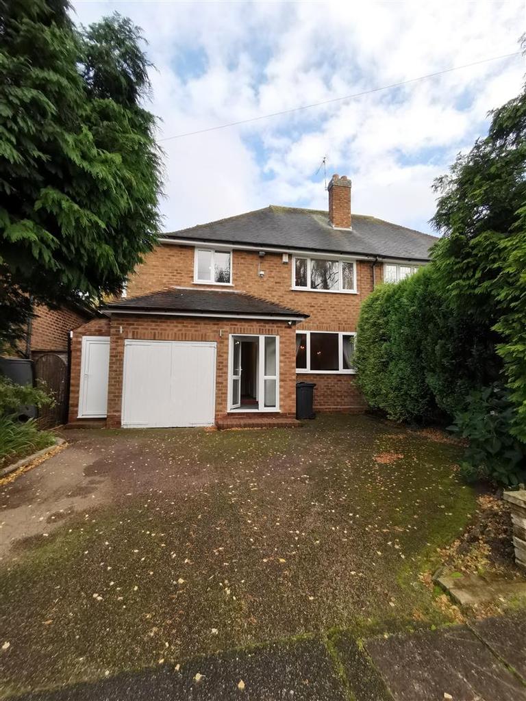 Russell Bank Road, Sutton Coldfield 5 bed house £1,900 pcm (£438 pw)