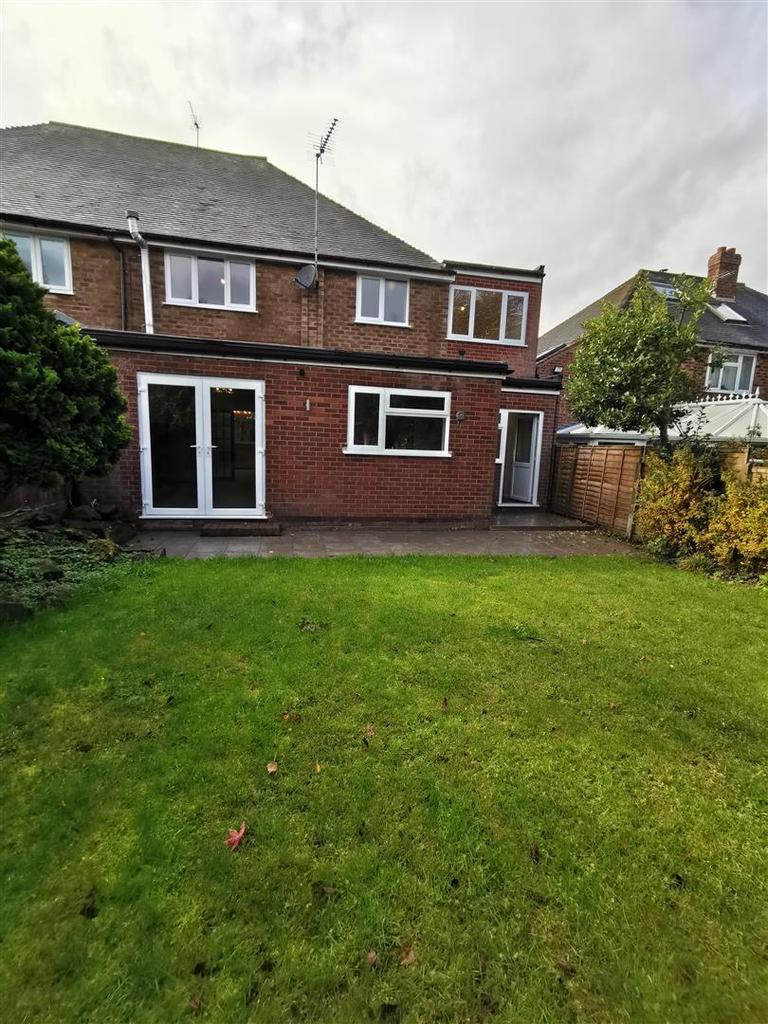 Russell Bank Road, Sutton Coldfield 5 bed house £1,900 pcm (£438 pw)
