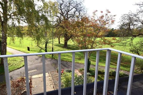 52 Albemarle Gate, Cheltenham, GL50 4PJ