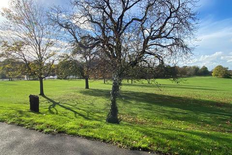 52 Albemarle Gate, Cheltenham, GL50 4PJ