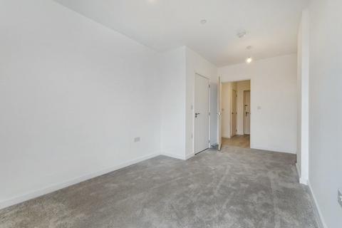 1 bedroom flat to rent - Luxurious Flat at Western Circus