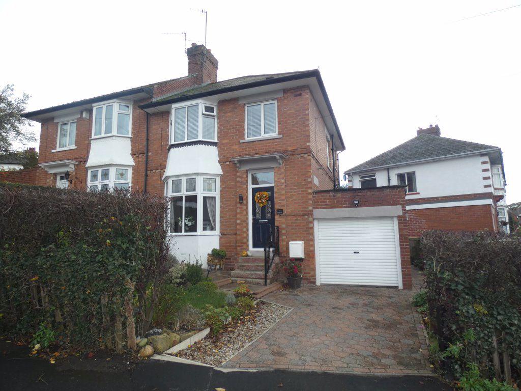 The Briary, Shotley Bridge 3 bed semidetached house £775 pcm (£179 pw)