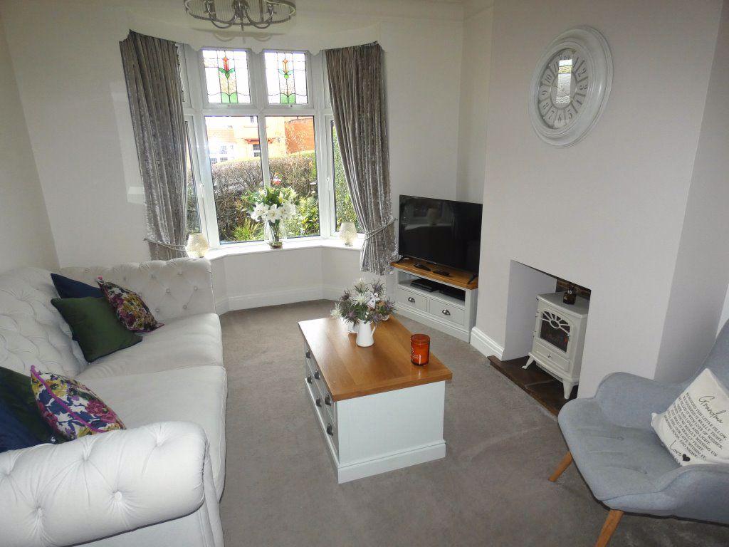 The Briary, Shotley Bridge 3 bed semidetached house £775 pcm (£179 pw)