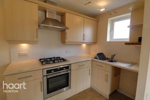 2 bedroom apartment to rent, Massingham Park, Taunton