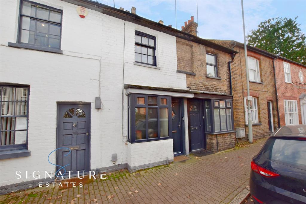 High Street, Rickmansworth 2 bed terraced house for sale £490,000