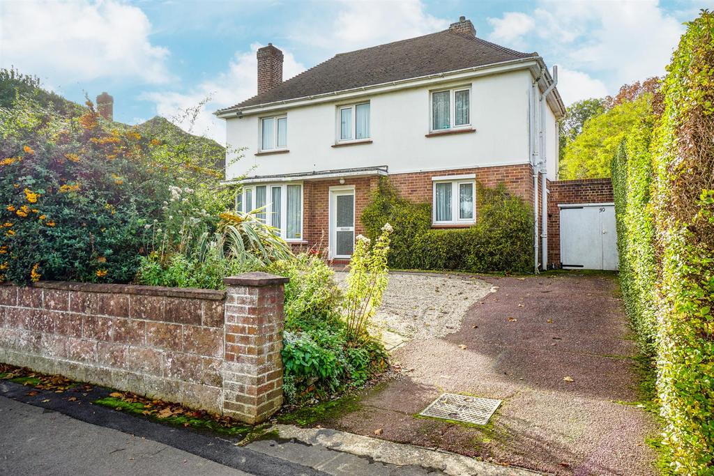 The Green, St. LeonardsOnSea 3 bed detached house for sale £600,000