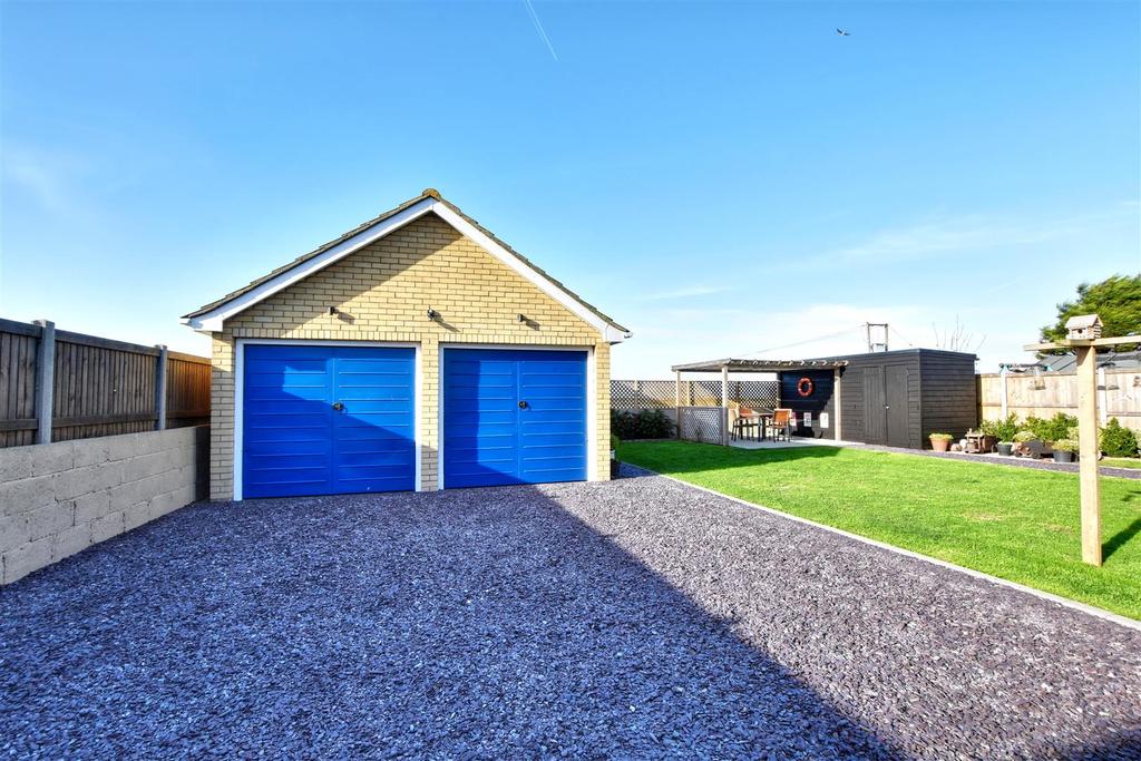 Coast Drive, Lydd On Sea, Romney Marsh 3 bed detached bungalow £500,000