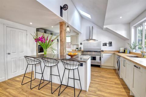 Maryville Causton Road, Cranbrook, TN17 3ER