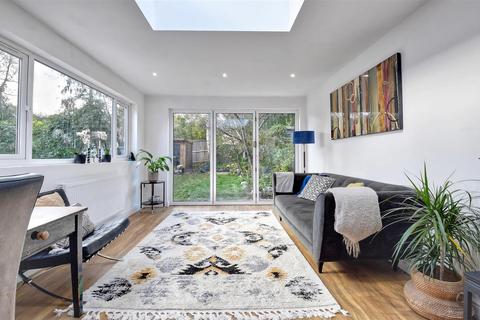 Maryville Causton Road, Cranbrook, TN17 3ER