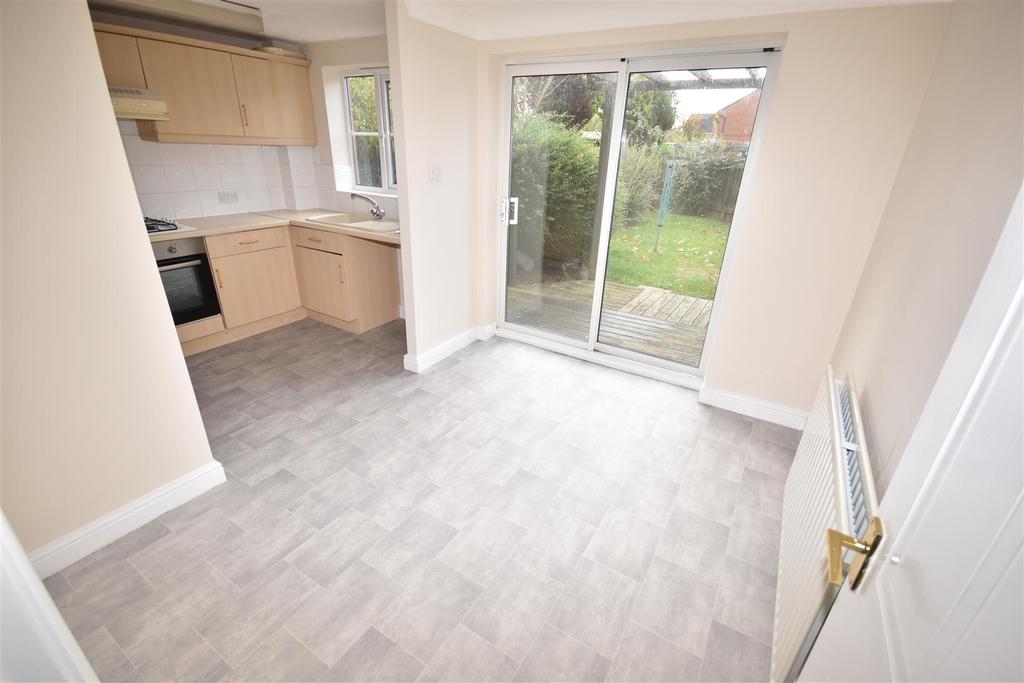Keepers Way, Sleaford 3 bed semidetached house £195,000